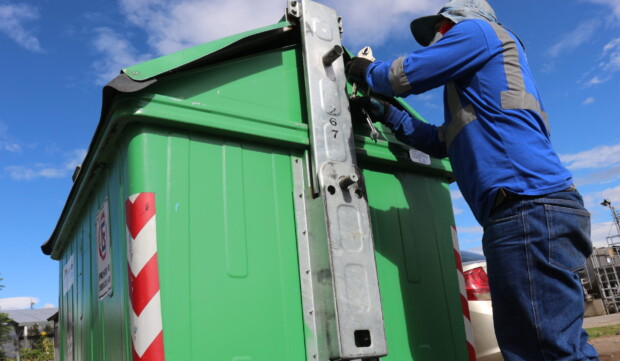 Rumiñahui Aseo EPM continúa con el mantenimiento de papeleras y contenedores en Rumiñahui